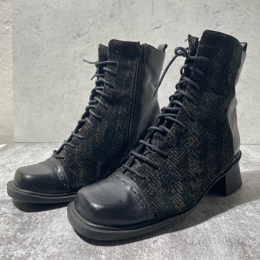 Naot Black and Brown leather and twills Women's Lace-Up Ankle Boots 35